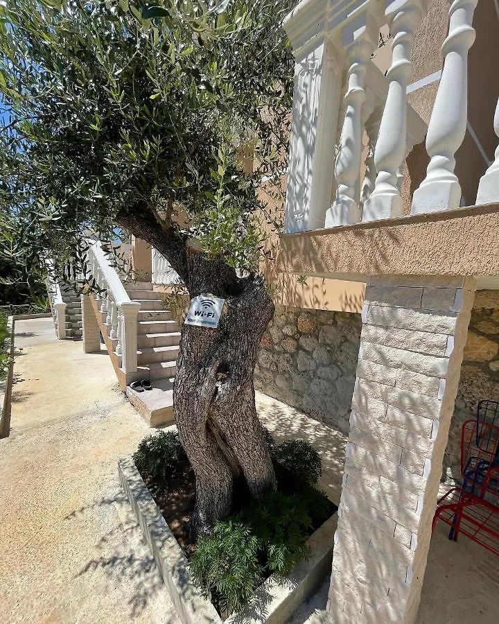 Holiday home Essos Villas Dhermi