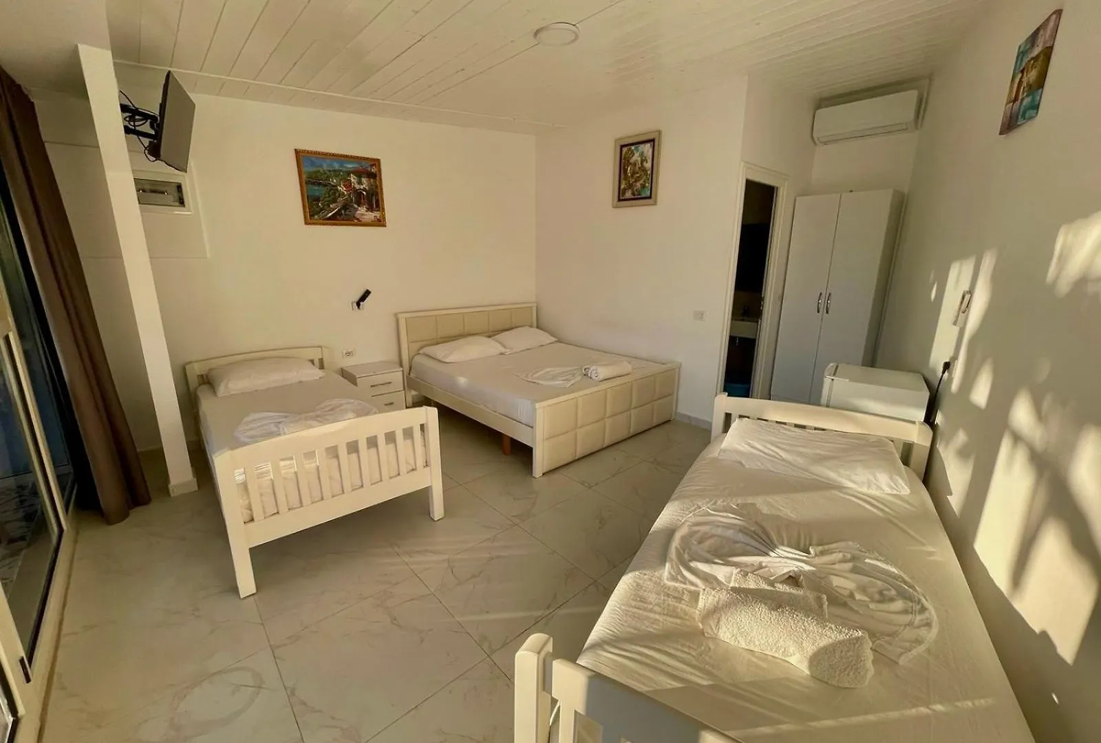 Essos Villas Dhermi