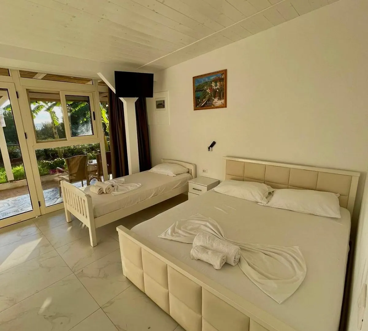 Essos Villas Dhermi Albania